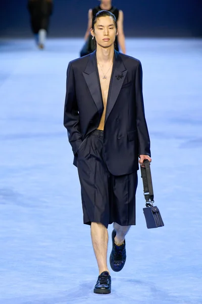 Look 52